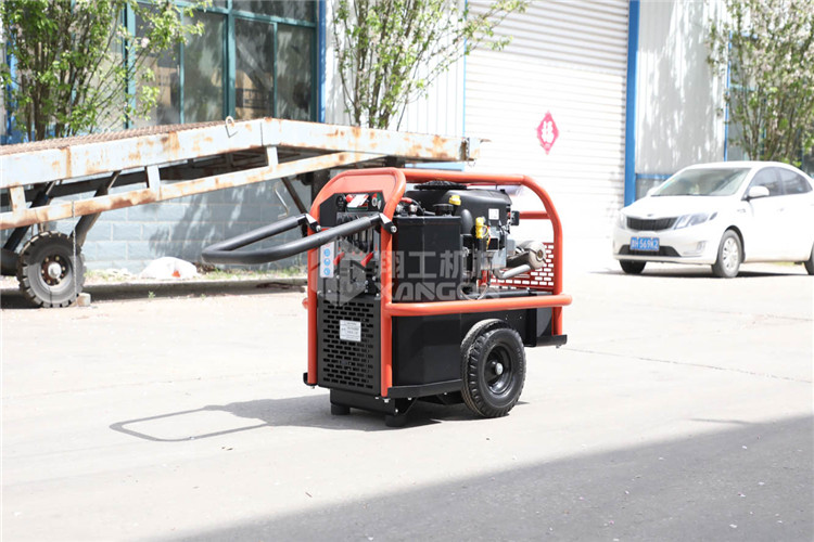 雙回路液壓動(dong)力站 (1).jpg 雙回路液(yè)壓動力站 (1).jpg