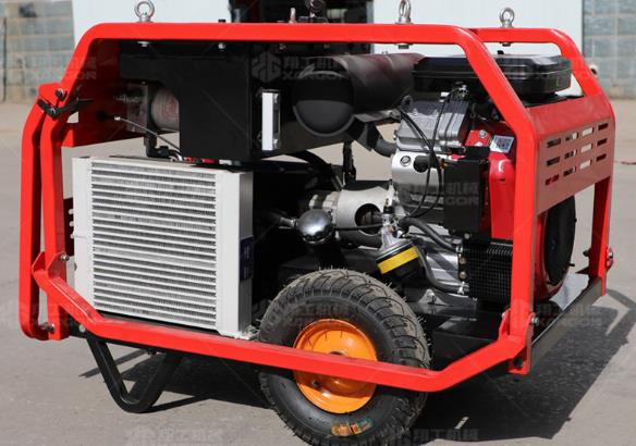 液(yè)壓動力站(zhan)