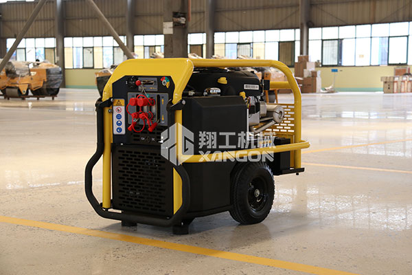 液(ye)壓動力站(zhan)