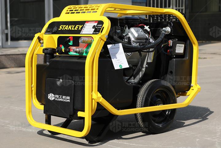 液(yè)壓動力站